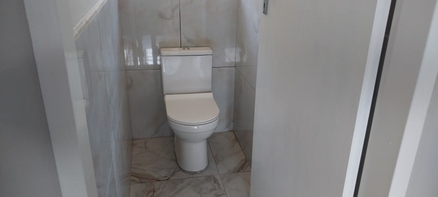 To Let 3 Bedroom Property for Rent in Monument Gauteng