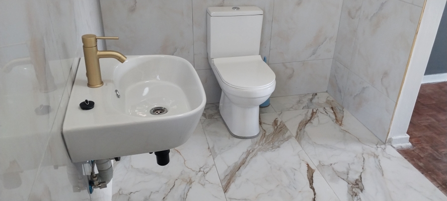 To Let 3 Bedroom Property for Rent in Monument Gauteng