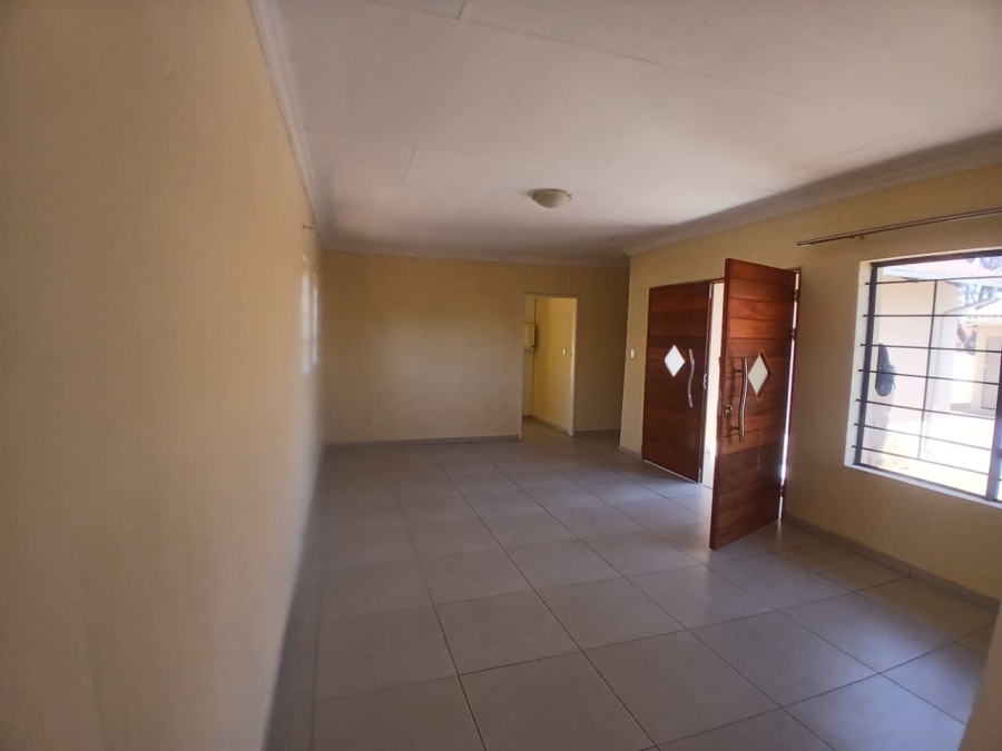 To Let 2 Bedroom Property for Rent in Rensburg Gauteng