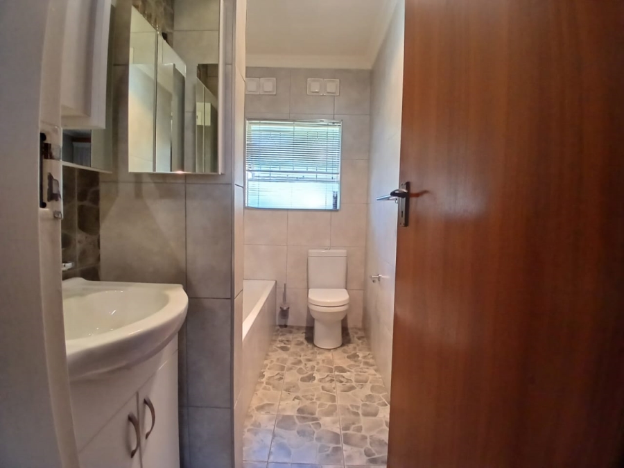 4 Bedroom Property for Sale in Beyers Park Gauteng