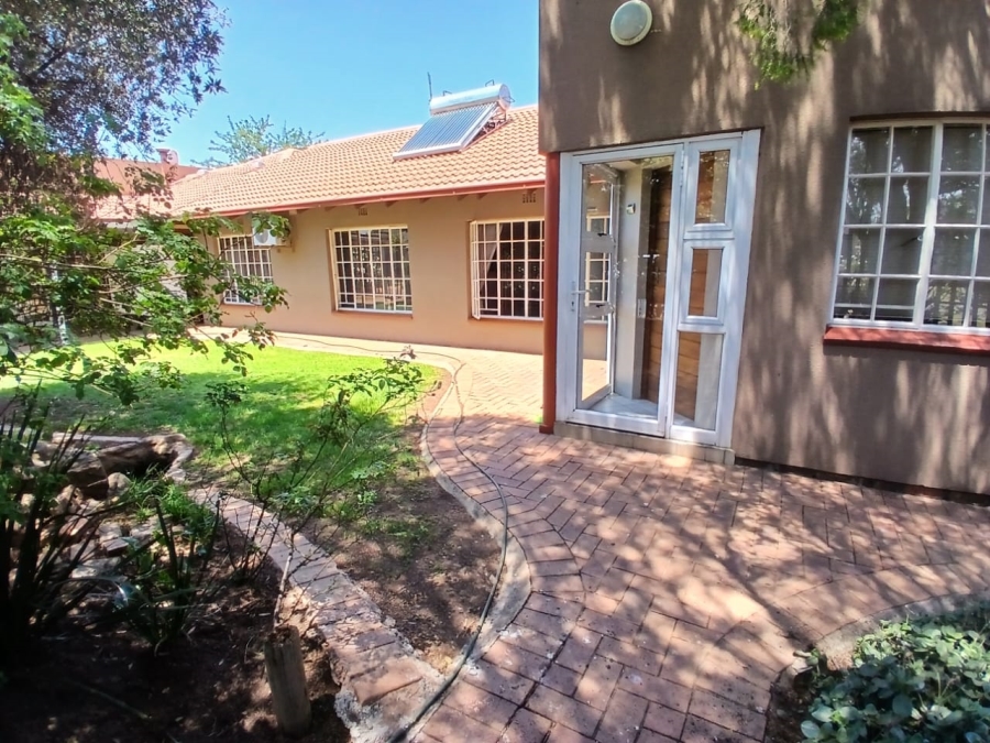 4 Bedroom Property for Sale in Beyers Park Gauteng