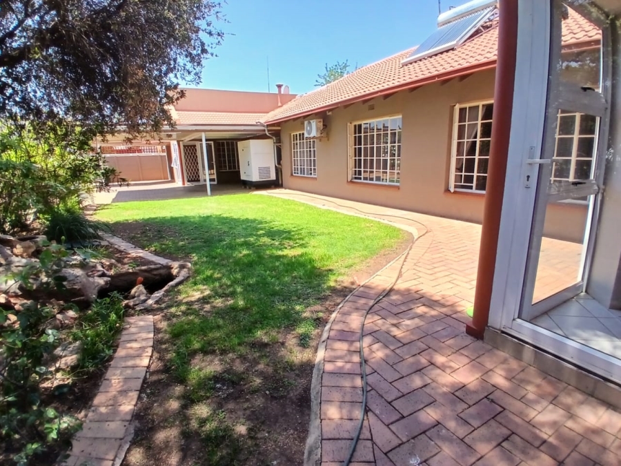 4 Bedroom Property for Sale in Beyers Park Gauteng