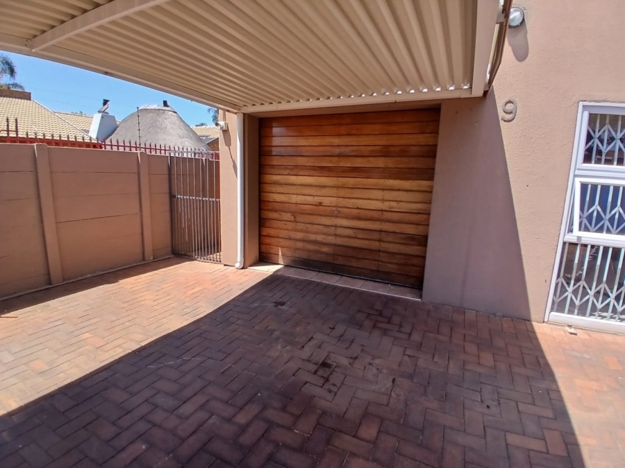 4 Bedroom Property for Sale in Beyers Park Gauteng