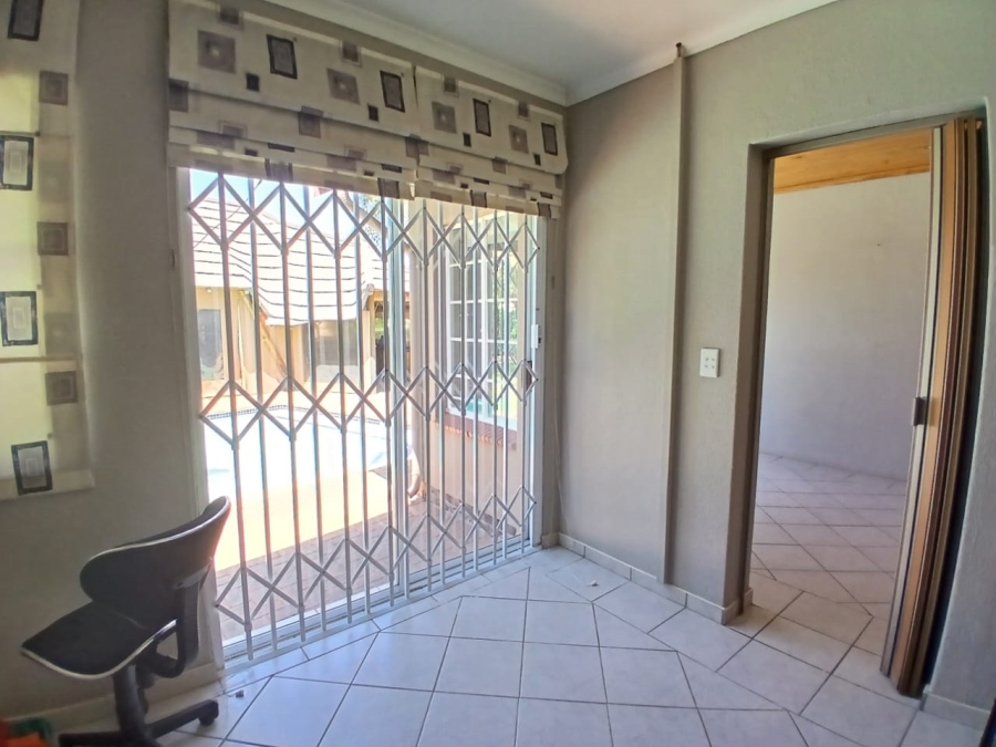 4 Bedroom Property for Sale in Beyers Park Gauteng