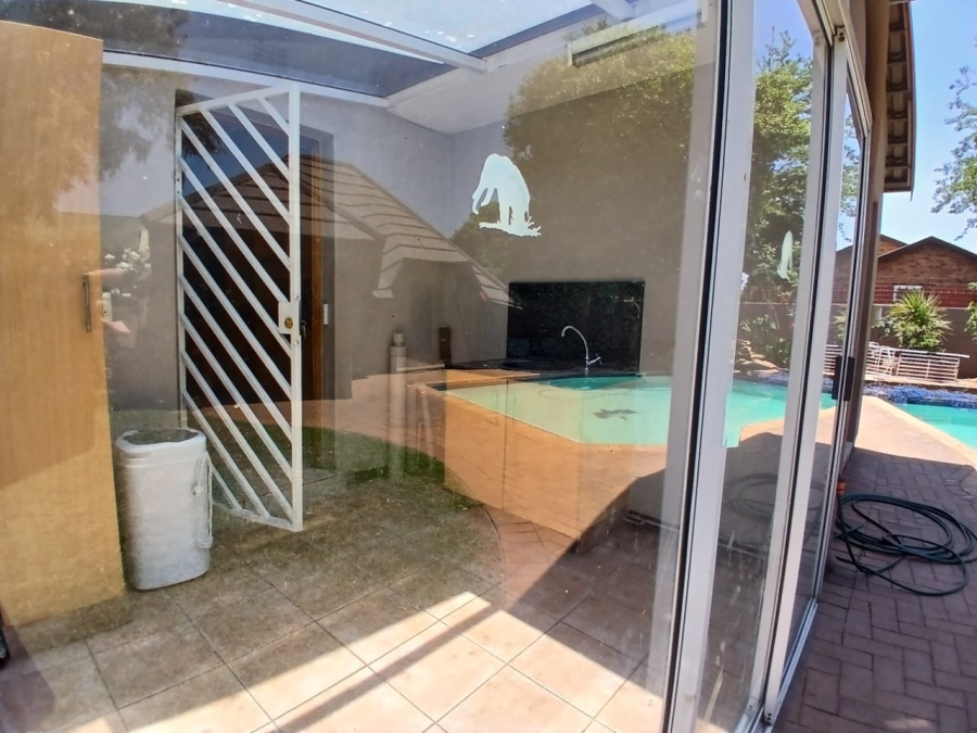 4 Bedroom Property for Sale in Beyers Park Gauteng