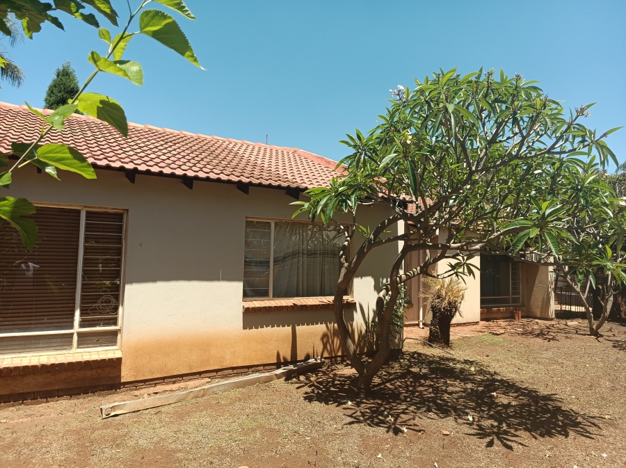 3 Bedroom Property for Sale in The Orchards Gauteng
