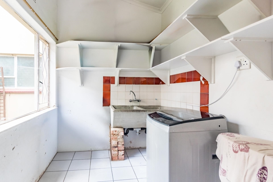 5 Bedroom Property for Sale in Weltevreden Park Gauteng