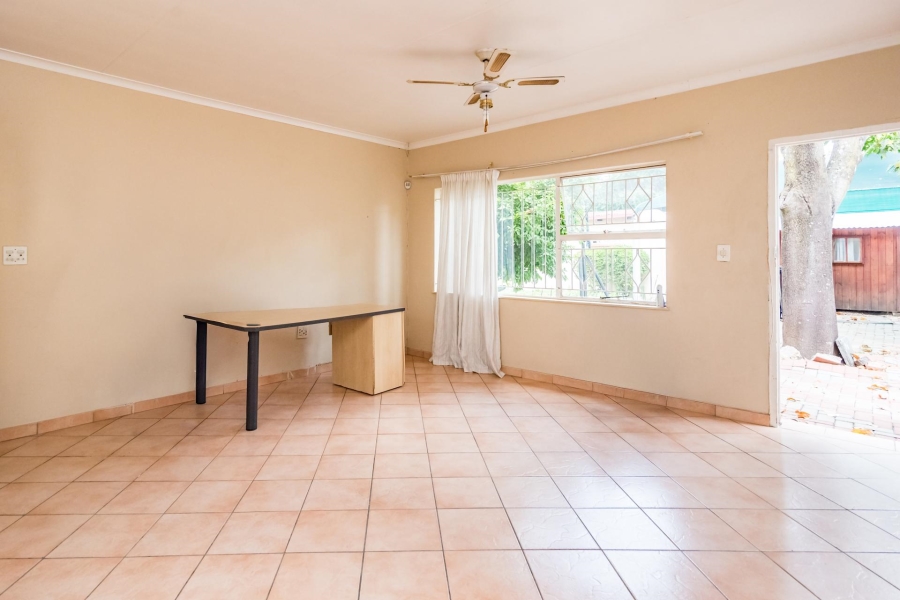5 Bedroom Property for Sale in Weltevreden Park Gauteng