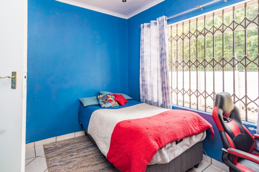 5 Bedroom Property for Sale in Weltevreden Park Gauteng