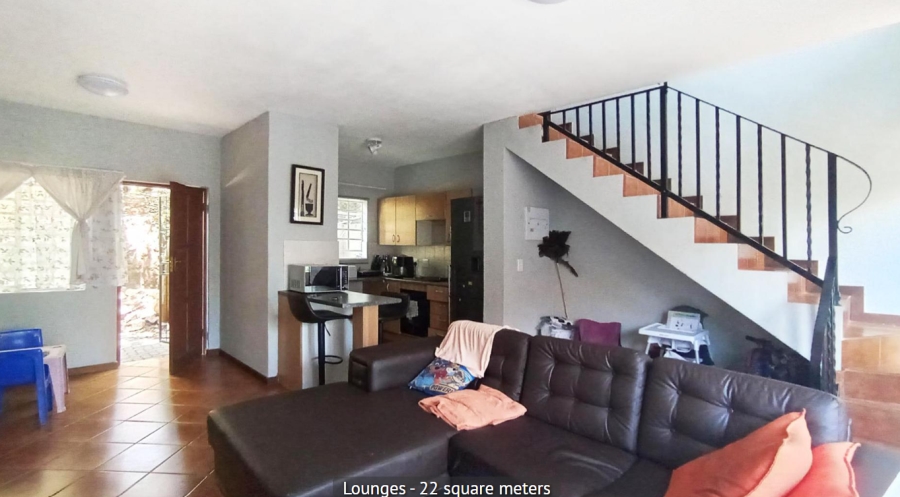 2 Bedroom Property for Sale in La Montagne Gauteng