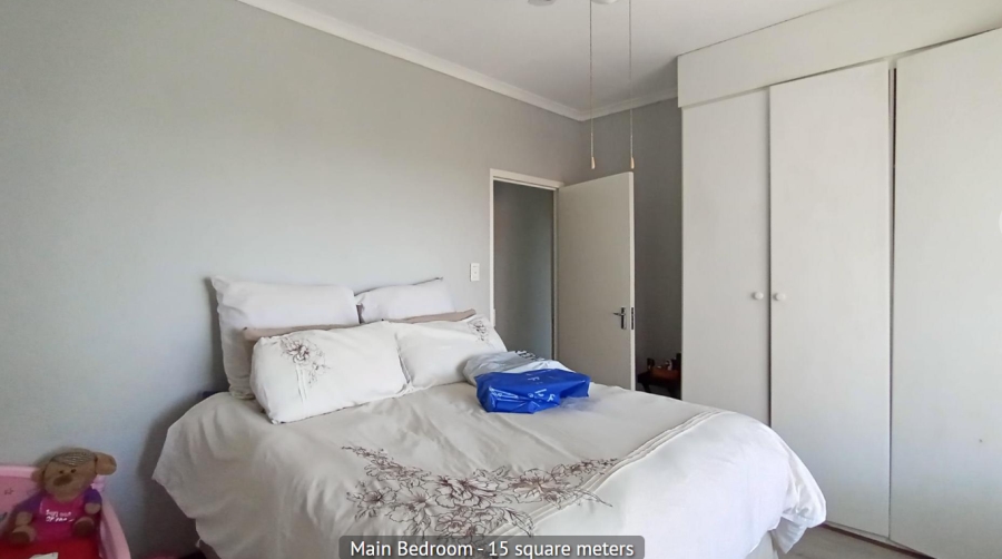 2 Bedroom Property for Sale in La Montagne Gauteng