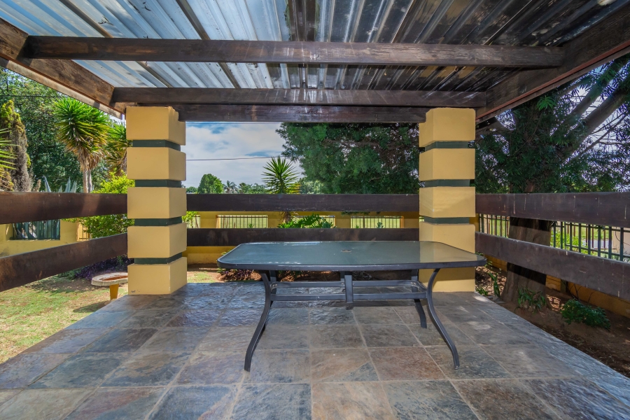 4 Bedroom Property for Sale in Discovery Gauteng