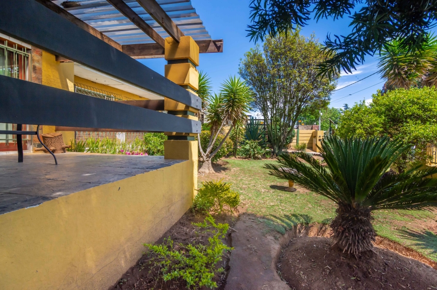 4 Bedroom Property for Sale in Discovery Gauteng