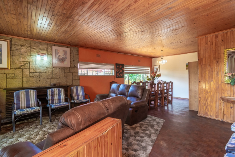 4 Bedroom Property for Sale in Discovery Gauteng