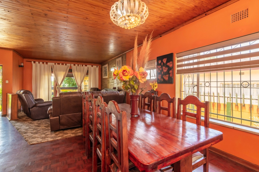 4 Bedroom Property for Sale in Discovery Gauteng