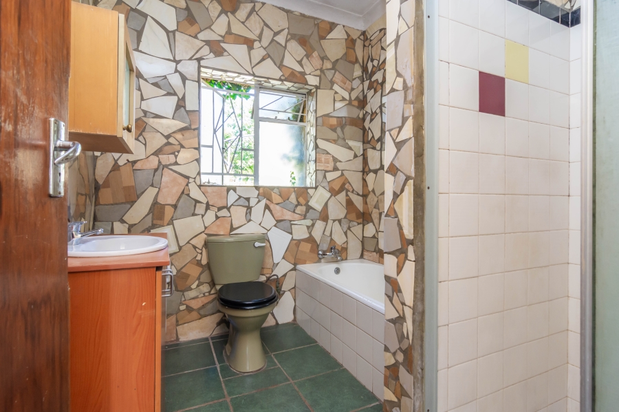 4 Bedroom Property for Sale in Discovery Gauteng