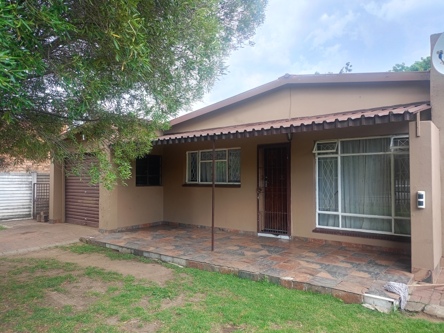 3 Bedroom Property for Sale in Sonland Park Gauteng