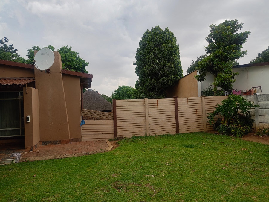 3 Bedroom Property for Sale in Sonland Park Gauteng