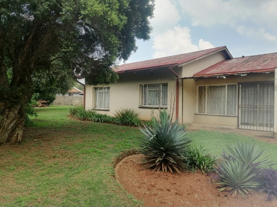 3 Bedroom Property for Sale in Clayville East Gauteng