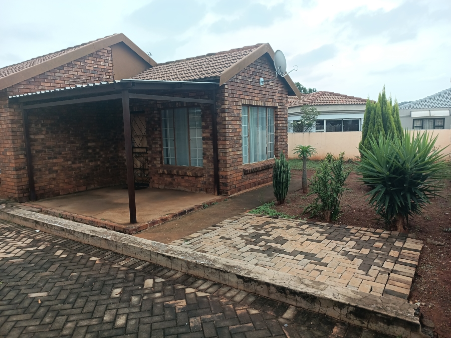 2 Bedroom Property for Sale in The Orchards Gauteng