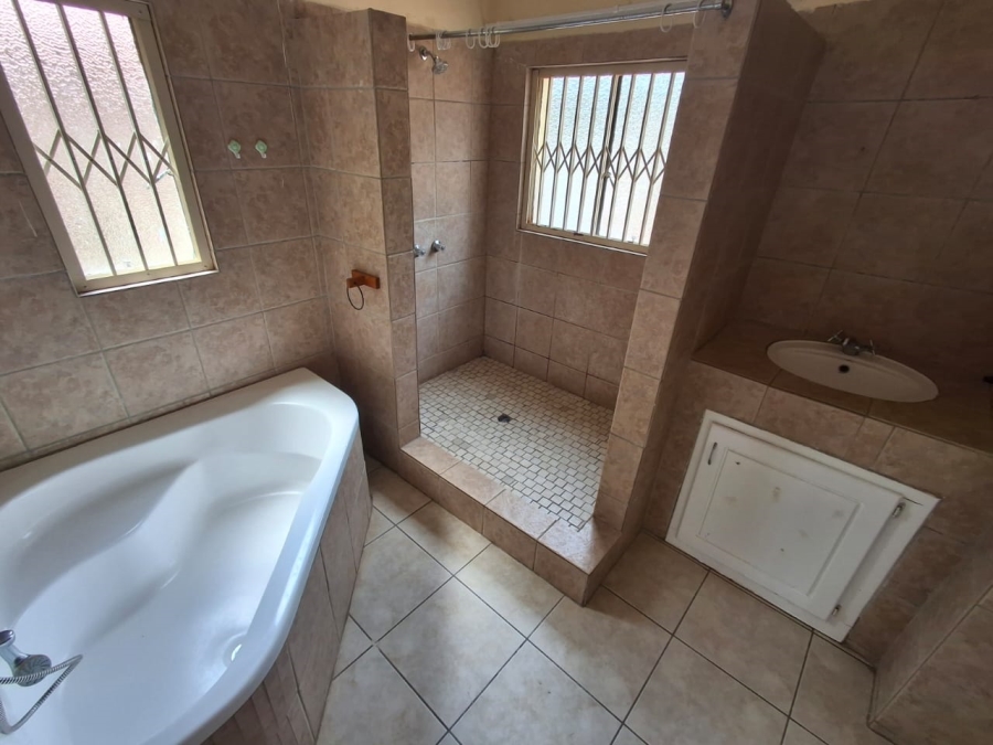 3 Bedroom Property for Sale in Amandasig Gauteng