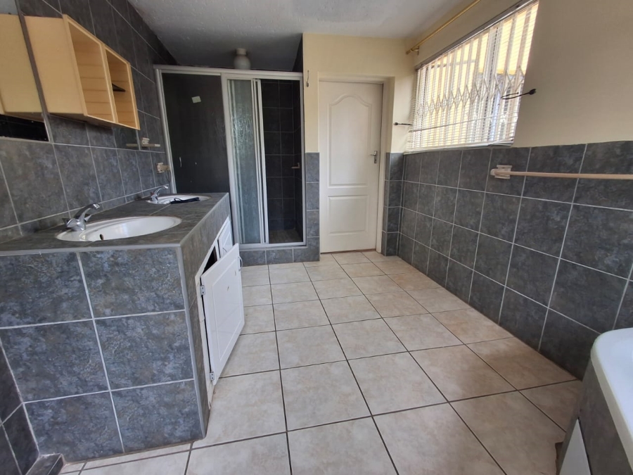 3 Bedroom Property for Sale in Amandasig Gauteng