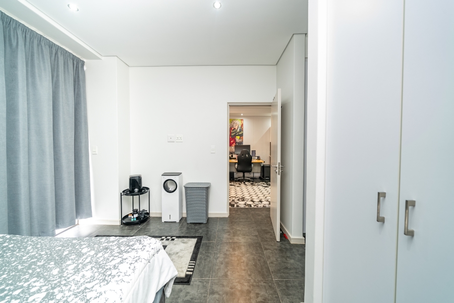 1 Bedroom Property for Sale in Bedford Gardens Gauteng