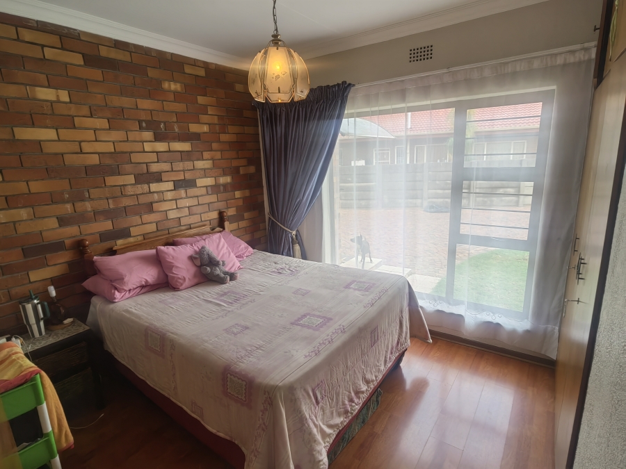 3 Bedroom Property for Sale in Ferryvale Gauteng