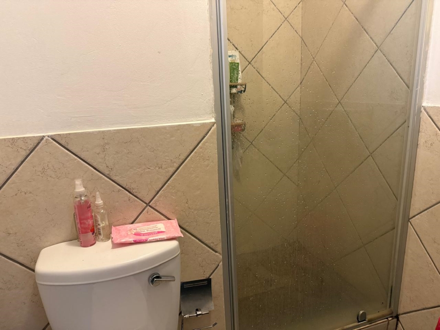 To Let 1 Bedroom Property for Rent in Vanderbijlpark CW 5 Gauteng