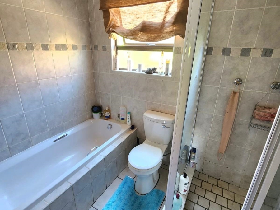 3 Bedroom Property for Sale in Vanderbijlpark SE 10 Gauteng