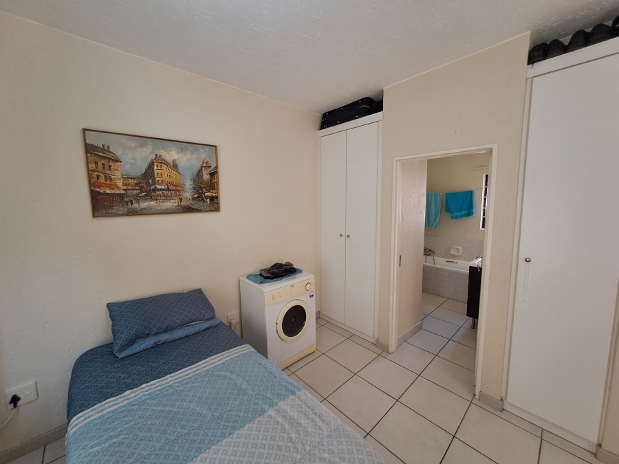 1 Bedroom Property for Sale in Ferndale Gauteng