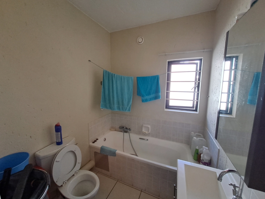 1 Bedroom Property for Sale in Ferndale Gauteng