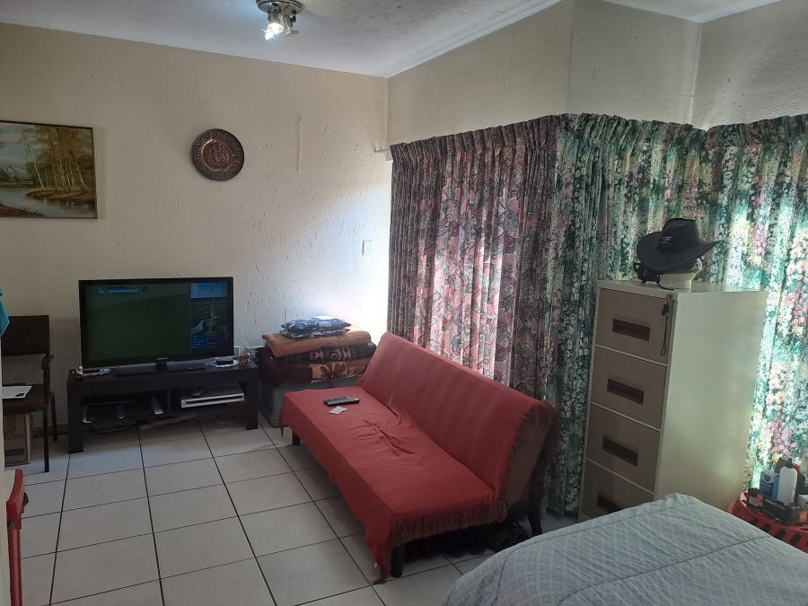1 Bedroom Property for Sale in Ferndale Gauteng