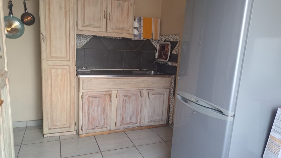 2 Bedroom Property for Sale in Vanderbijlpark Cw 6 Gauteng