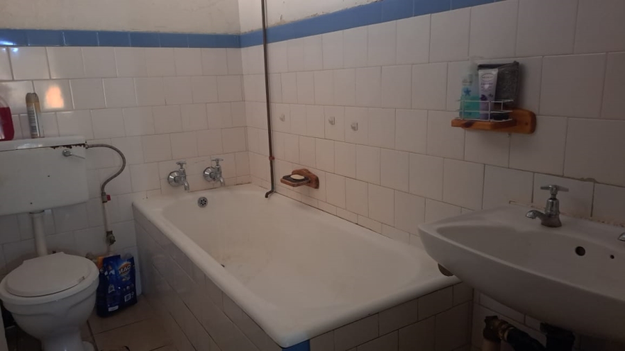 2 Bedroom Property for Sale in Vanderbijlpark Cw 6 Gauteng