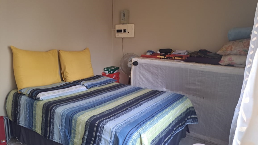 2 Bedroom Property for Sale in Vanderbijlpark Cw 6 Gauteng