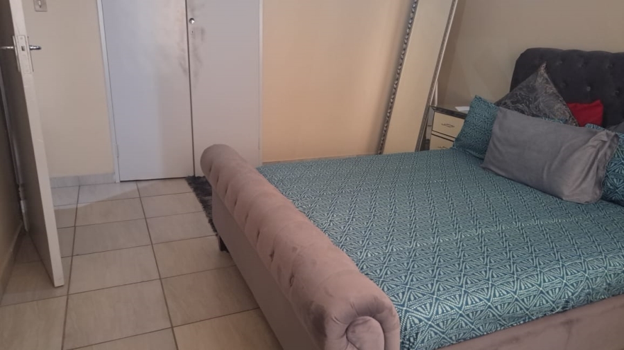 2 Bedroom Property for Sale in Vanderbijlpark Cw 6 Gauteng
