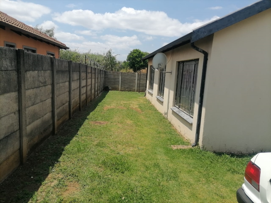 3 Bedroom Property for Sale in Lotus Gardens Gauteng