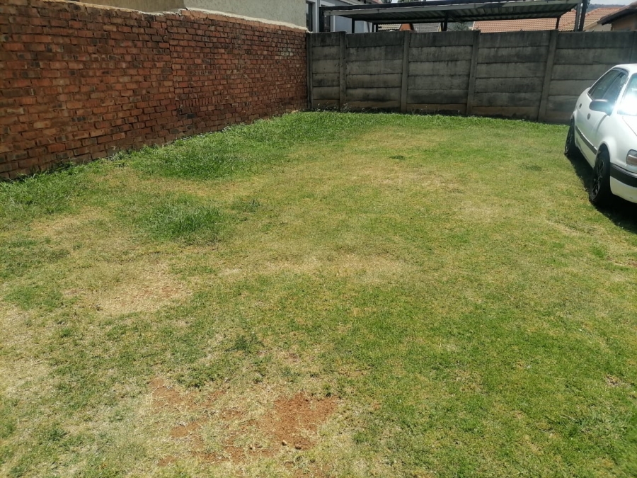 3 Bedroom Property for Sale in Lotus Gardens Gauteng