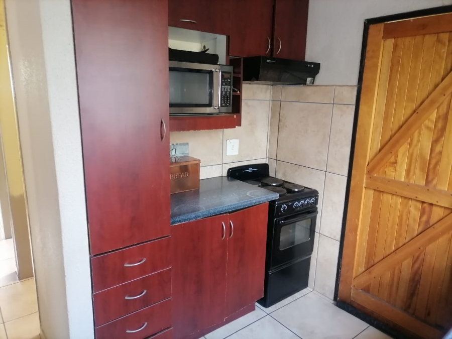 3 Bedroom Property for Sale in Lotus Gardens Gauteng