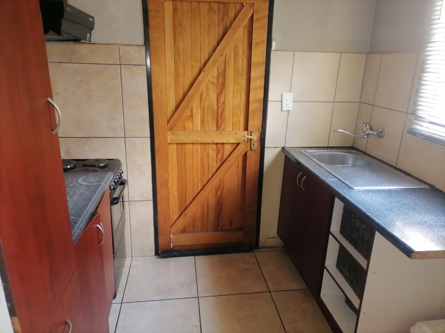 3 Bedroom Property for Sale in Lotus Gardens Gauteng