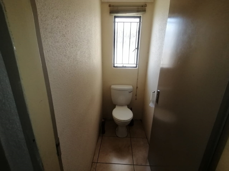 3 Bedroom Property for Sale in Lotus Gardens Gauteng