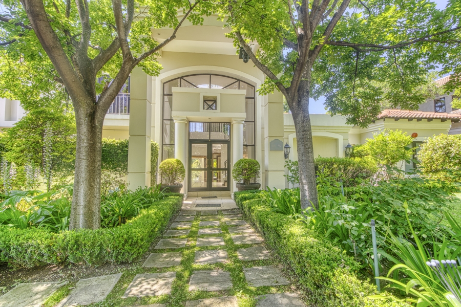 4 Bedroom Property for Sale in Cedar Lakes Gauteng