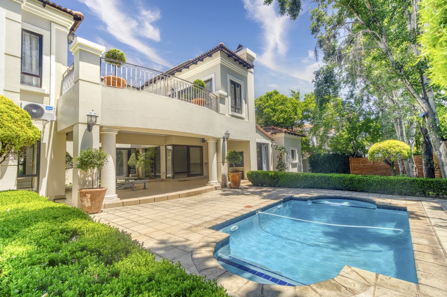 4 Bedroom Property for Sale in Cedar Lakes Gauteng