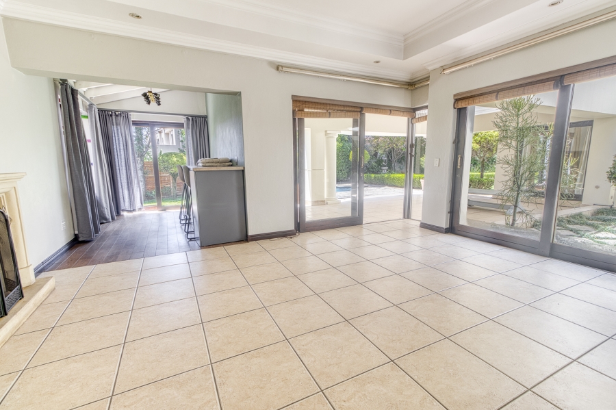 4 Bedroom Property for Sale in Cedar Lakes Gauteng