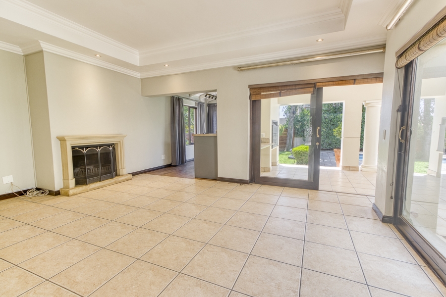 4 Bedroom Property for Sale in Cedar Lakes Gauteng
