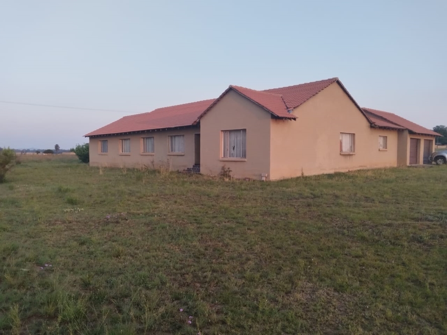 5 Bedroom Property for Sale in Vosterpark Gauteng