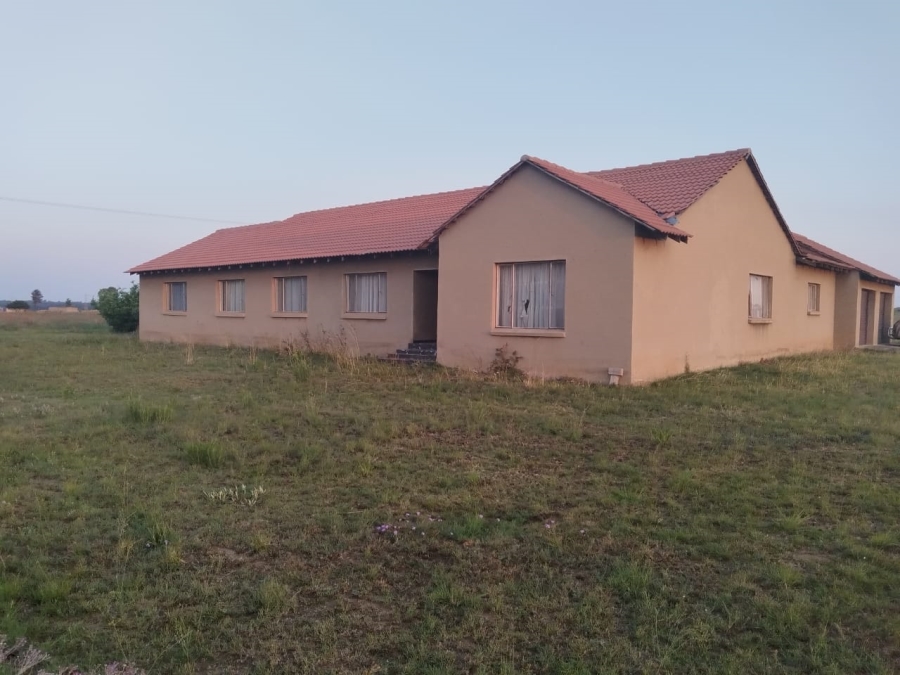 5 Bedroom Property for Sale in Vosterpark Gauteng