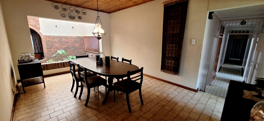 5 Bedroom Property for Sale in Murrayfield Gauteng