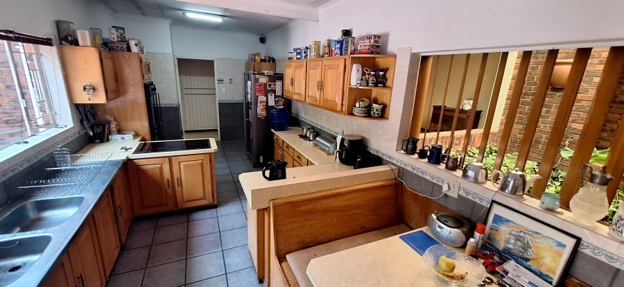 5 Bedroom Property for Sale in Murrayfield Gauteng